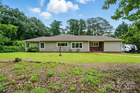 1038 Blake Rd, Albemarle, NC 28001