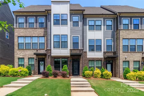 628 Uwharrie River 1006b Rd #1006B, Charlotte, NC 28211