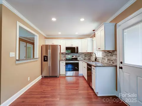 1306 Abbey Ct, Lancaster, SC 29720 photo 7