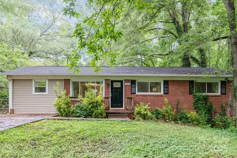 205 E Cleveland Ave, Bessemer City, NC 28016