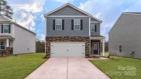 1037 20th Avenue Se Loop SE, Hickory, NC 28602
