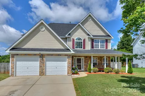 166 Glenn Allen Rd, Mooresville, NC 28115