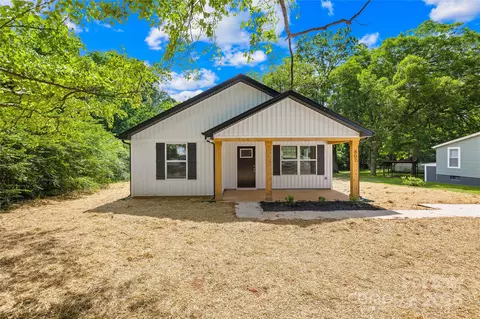 807 S Bostian St, China Grove, NC 28023