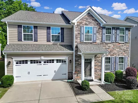 1012 Kings Bottom Dr, Fort Mill, SC 29715