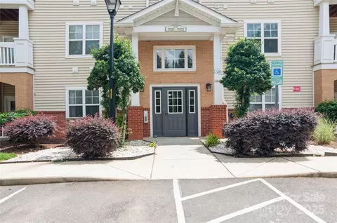 11863 Ridgeway Park Dr, Charlotte, NC 28277