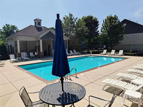 Exterior - 8230 Viewpoint Ln, Cornelius, NC 28031 photo 2 of 2