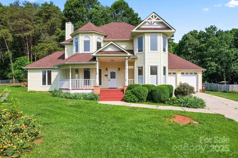 4499 Briarcreek Rd, Maiden, NC 28650