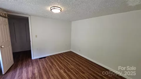 Bedroom - 140 Dalu Ln, Harmony, NC 28634 photo 2 of 2