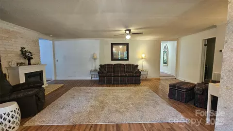 Living - 140 Dalu Ln, Harmony, NC 28634 photo 1 of 5