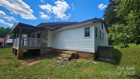 Exterior - 140 Dalu Ln, Harmony, NC 28634 photo 4 of 7