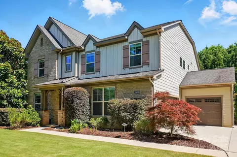 3808 Halcyon Dr, Huntersville, NC 28078