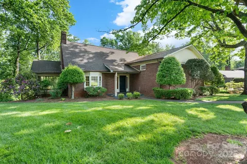 220 W Park Dr, Morganton, NC 28655