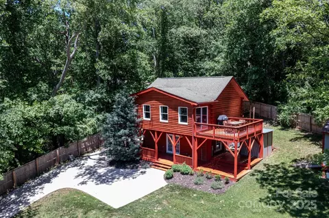 62 Hominy Baptist Church Rd, Candler, NC 28715