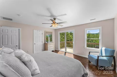 Bedroom - 2508 Wolf Pit Rd, Morganton, NC 28655 photo 2 of 3