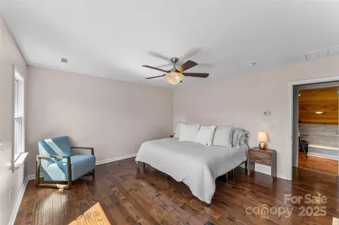 Bedroom - 2508 Wolf Pit Rd, Morganton, NC 28655 photo 1 of 3