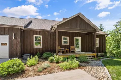 Exterior - 2508 Wolf Pit Rd, Morganton, NC 28655 photo 2 of 9