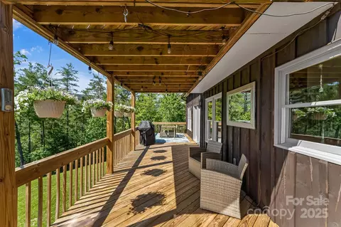 Exterior - 2508 Wolf Pit Rd, Morganton, NC 28655 photo 5 of 9