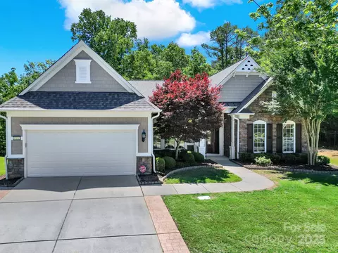 35115 Carnation Ln, Fort Mill, SC 29707