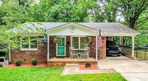 206 Logan Dr, Blacksburg, SC 29702