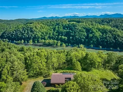 55 Dane Acres Dr, Alexander, NC 28701