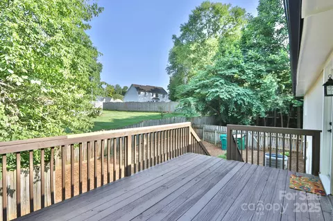 Exterior - 196 Epping Rd, Clemmons, NC 27012 photo 4 of 7