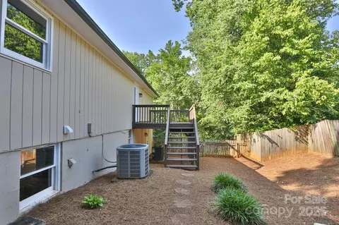 Exterior - 196 Epping Rd, Clemmons, NC 27012 photo 7 of 7