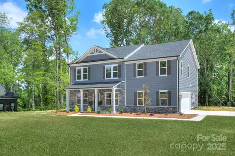 2000 Plainfield Dr, Bessemer City, NC 28016
