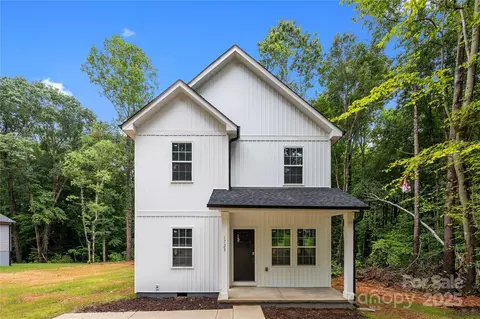 1723 Rhyneland Cir, Gastonia, NC 28054