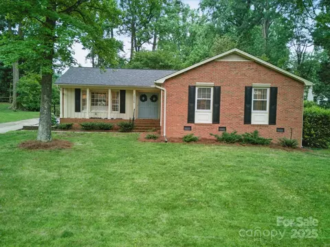 2026 Knell Dr, Charlotte, NC 28212