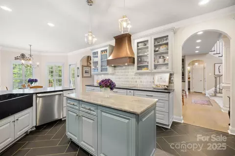 266 Riverwood Rd, Mooresville, NC 28117