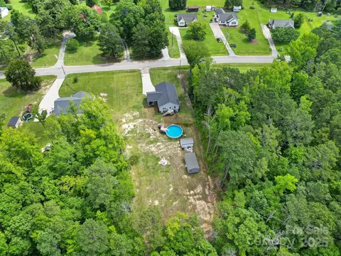 View/Area - 2302 Douglas Rd, Lancaster, SC 29720 photo 3 of 4