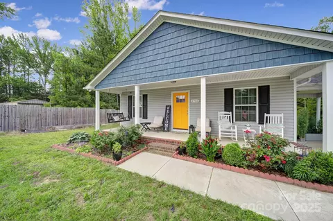 Exterior - 2302 Douglas Rd, Lancaster, SC 29720 photo 3 of 5