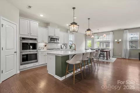 Kitchen - 15515 Laverack Ln, Davidson, NC 28036 photo 1 of 2