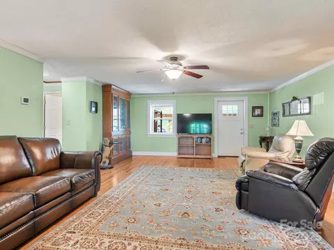 90 Coates Rd, Marshall, NC 28753 photo 5