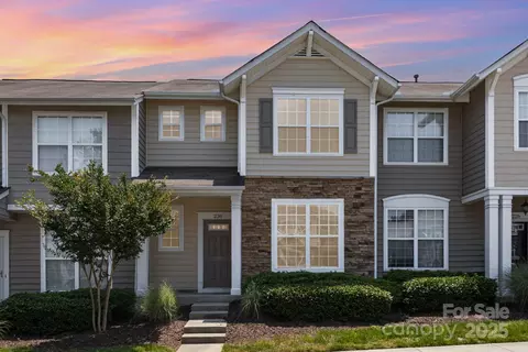 230 Dawn Mist Ln, Fort Mill, SC 29708