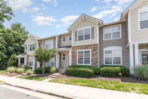 230 Dawn Mist Ln, Fort Mill, SC 29708 photo 4