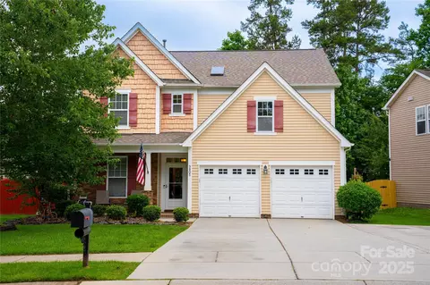 9805 Coatbridge Dr, Charlotte, NC 28269