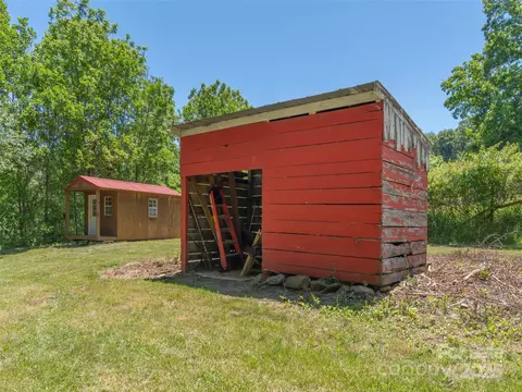 Exterior - 292 Cook Rd, Canton, NC 28716 photo 8 of 8