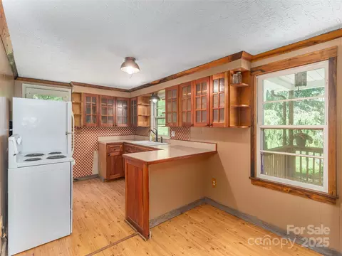 Kitchen - 292 Cook Rd, Canton, NC 28716 photo 1 of 4
