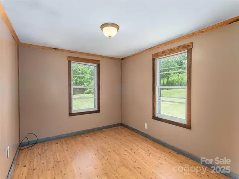Bedroom - 292 Cook Rd, Canton, NC 28716 photo 2 of 2