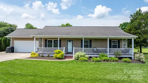 400 Salem Rd, Morganton, NC 28655