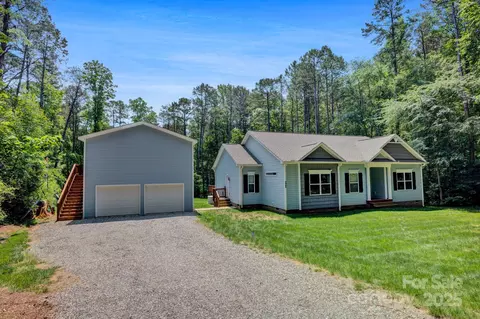 226 Stockwood Ln, Stanley, NC 28164