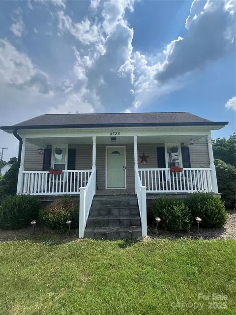 8720 Lee St, Mount Pleasant, NC 28124