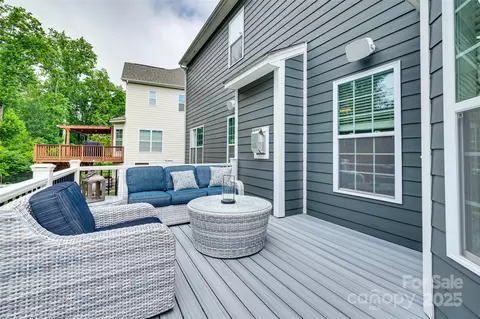 Exterior - 645 Brookhaven Dr, Fort Mill, SC 29708 photo 3 of 12