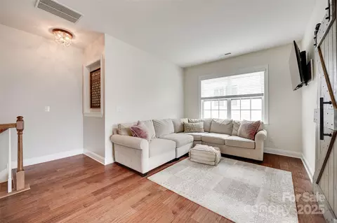 Living - 645 Brookhaven Dr, Fort Mill, SC 29708 photo 3 of 3