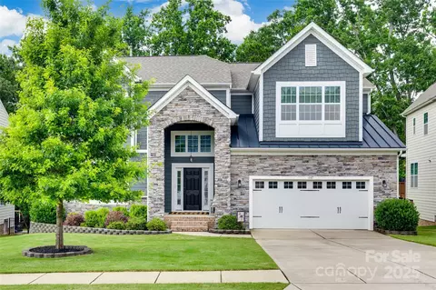 645 Brookhaven Dr, Fort Mill, SC 29708