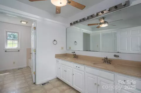 7660 Bud Davis Rd, Vale, NC 28168 photo 19