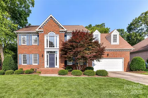4637 Shannamara Dr, Matthews, NC 28104
