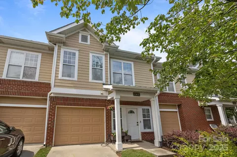 15432 Coventry Court Ln, Charlotte, NC 28277