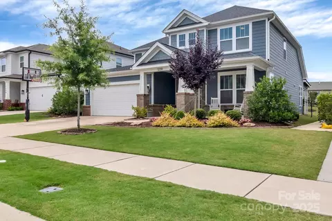 1230 Therns Ferry Dr, Fort Mill, SC 29708